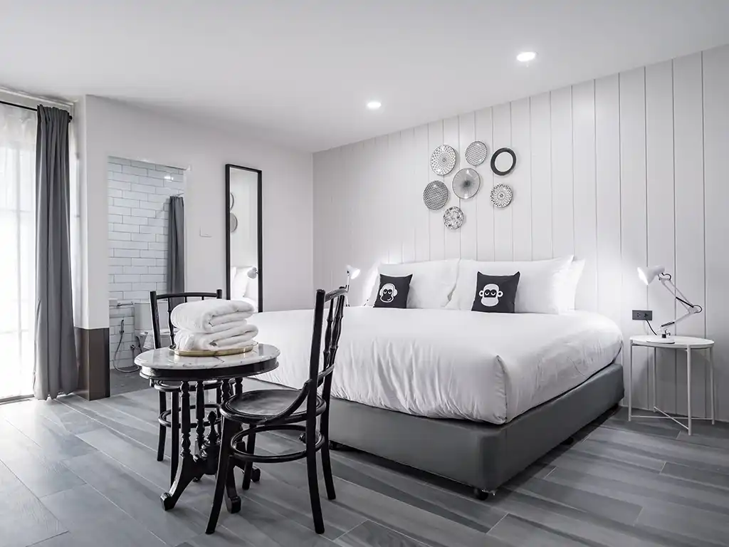 Blu Monkey Boutique Bangsaen